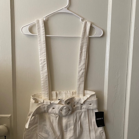 forever 21 overall paperboy suspender shorts - Picture 3 of 5